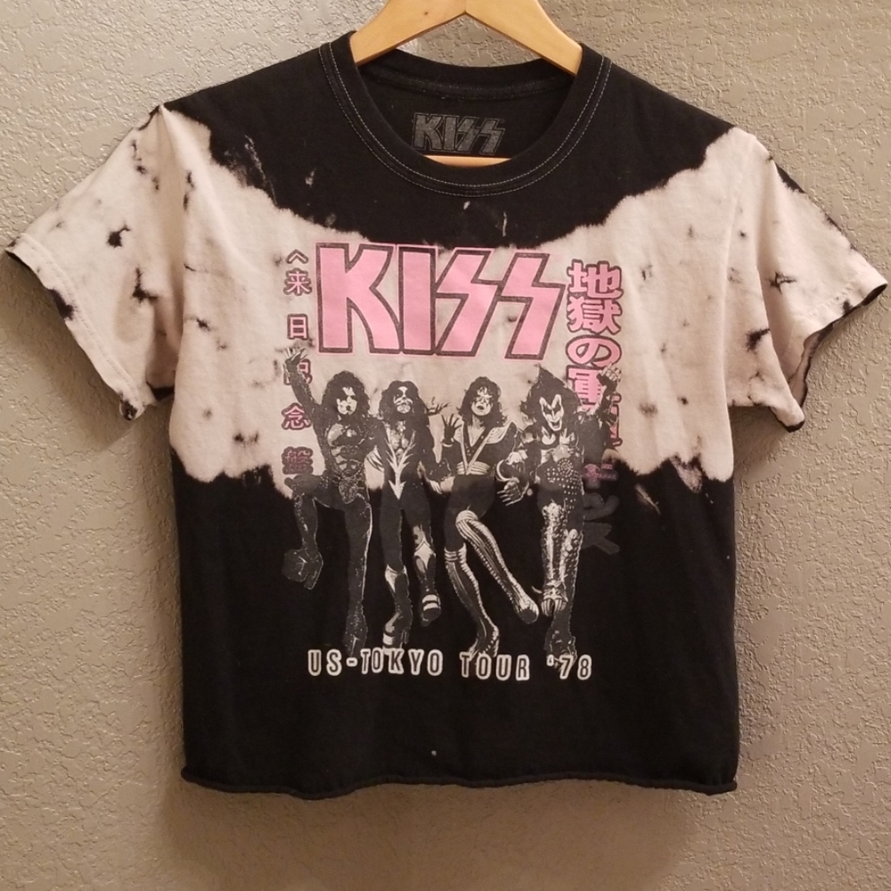 KISS cropped tee